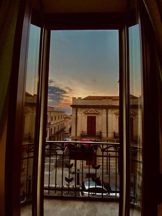 L'Aurora Bed & Breakfast Reggio di Calabria Bagian luar foto